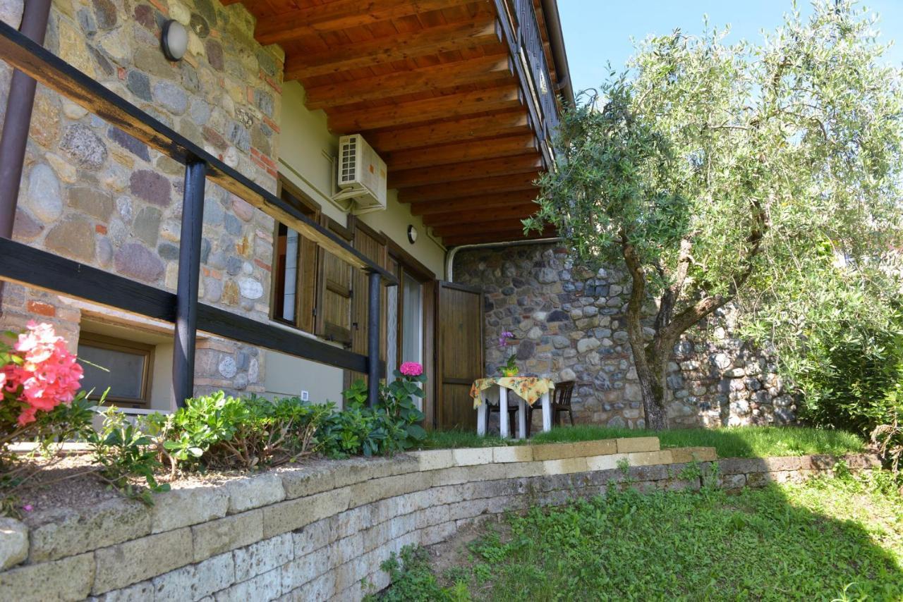 Antiche Mura Casa Vacanze Пуеняго Екстериор снимка